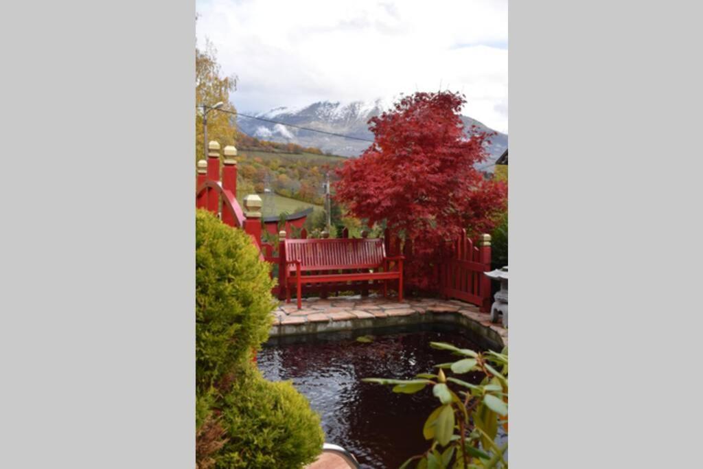 Gite Au Printemps Japonais, Petit Train De La Mure, Parc Des Ecrins Pierre-Chatel エクステリア 写真