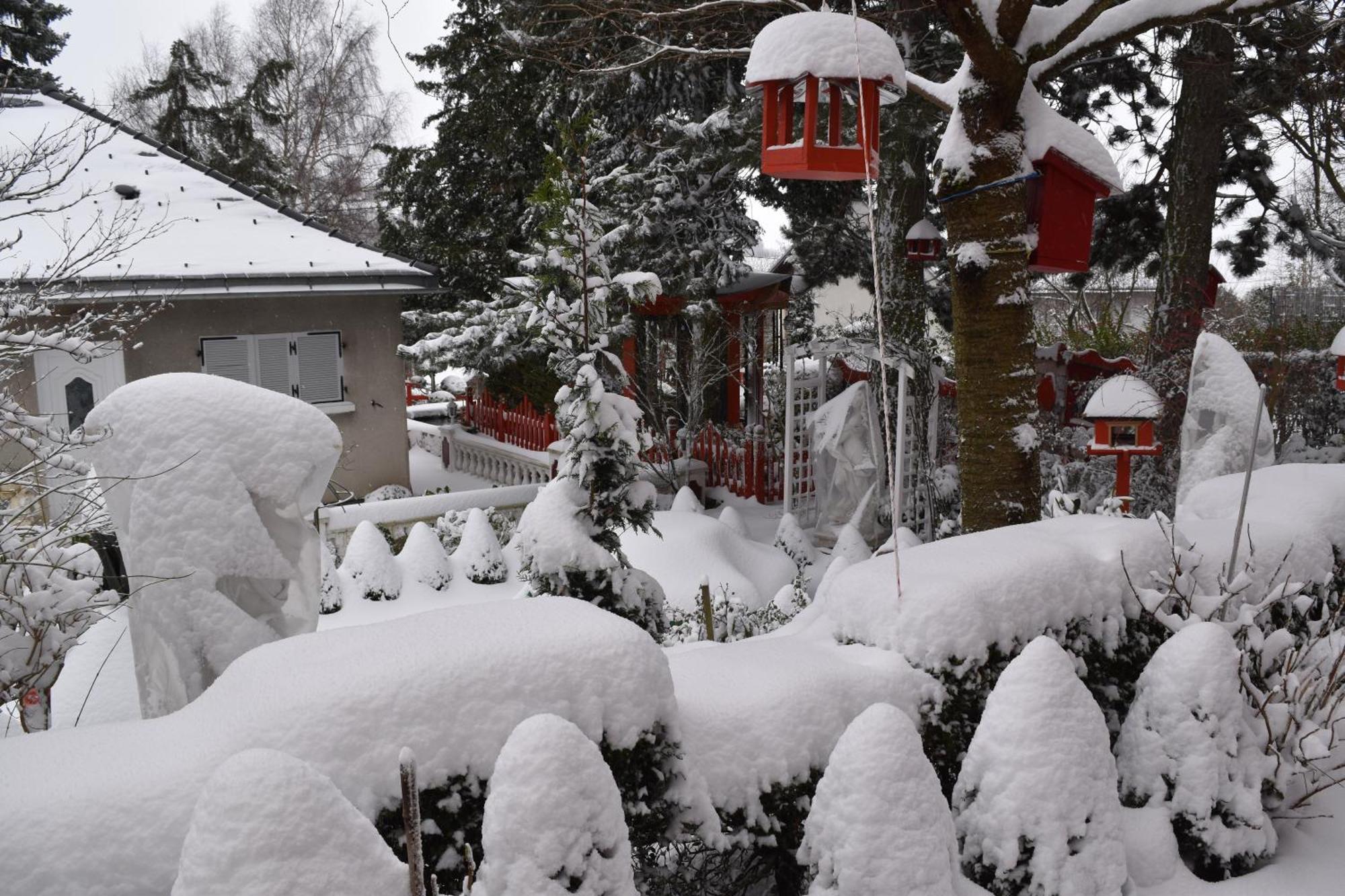 Gite Au Printemps Japonais, Petit Train De La Mure, Parc Des Ecrins Pierre-Chatel エクステリア 写真